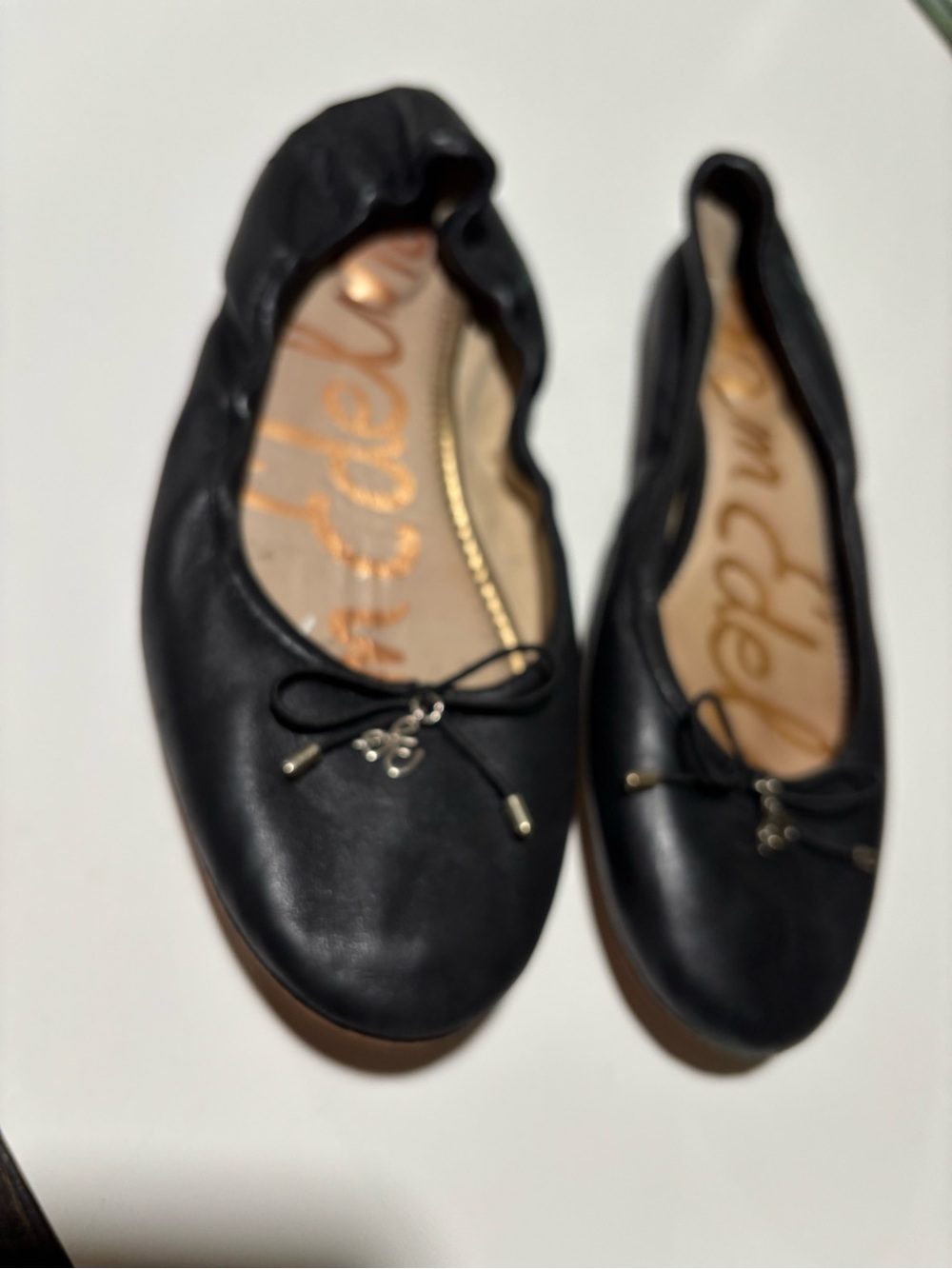 Sam Edelman Black Leather Ballet Flats with Bow Charm